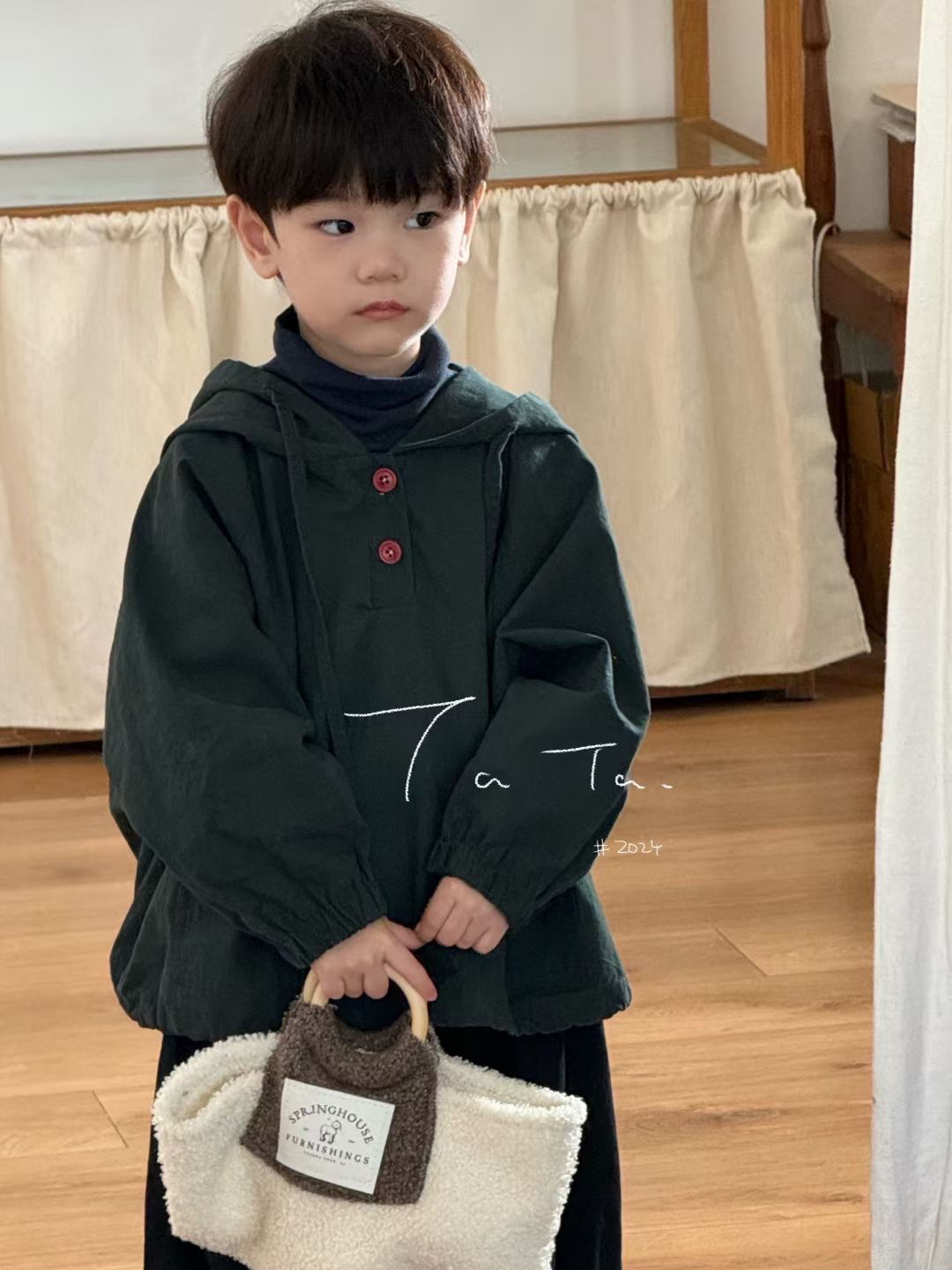 日韩系带帽卫衣外套24678