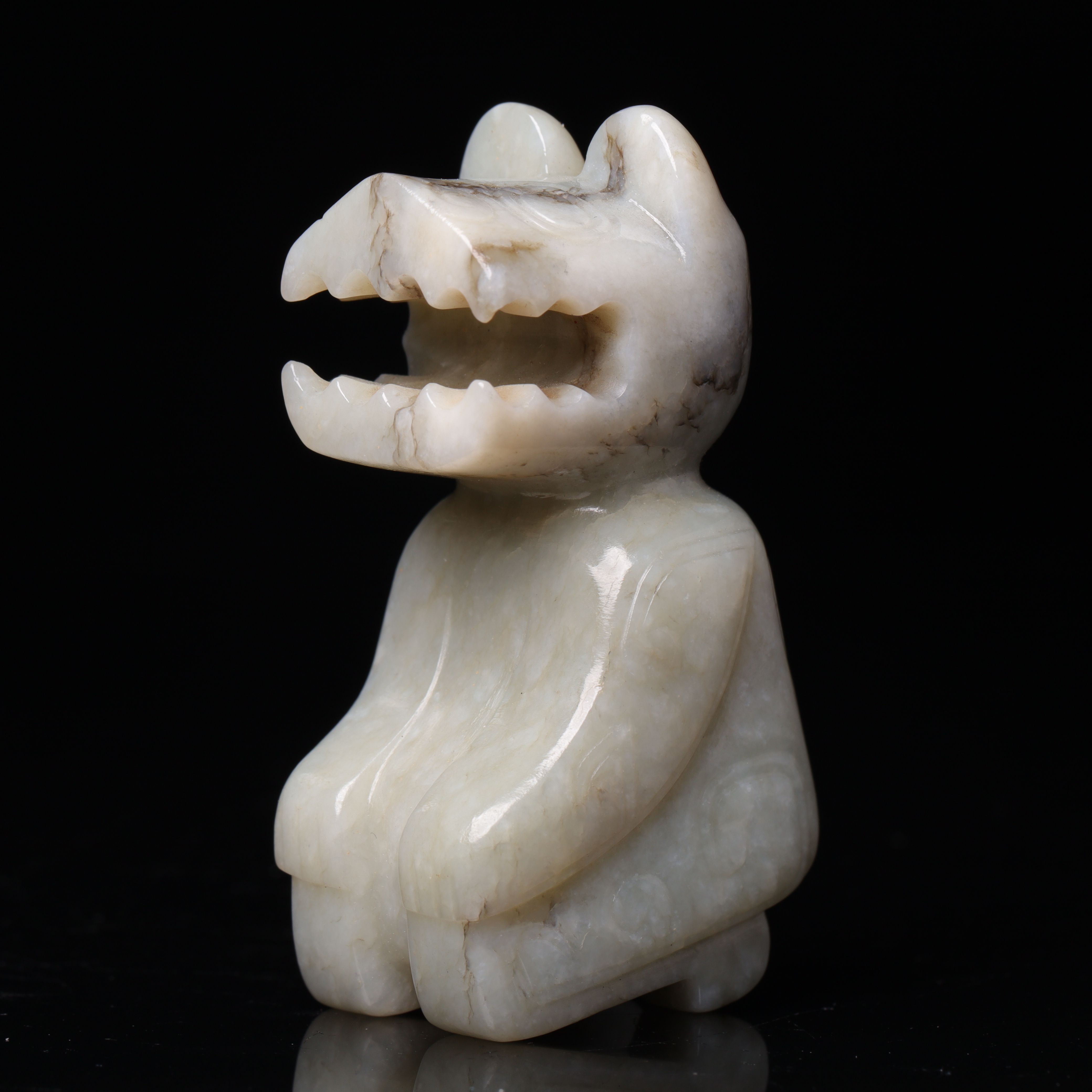 明代和田玉坐熊花件-NX