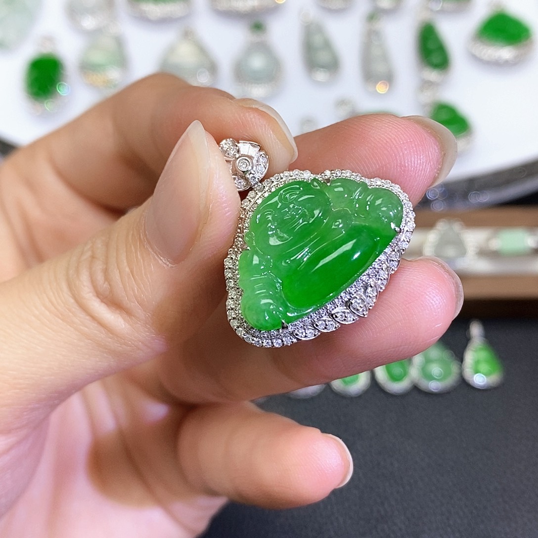 翡翠18K金镶嵌吊坠(不含链)