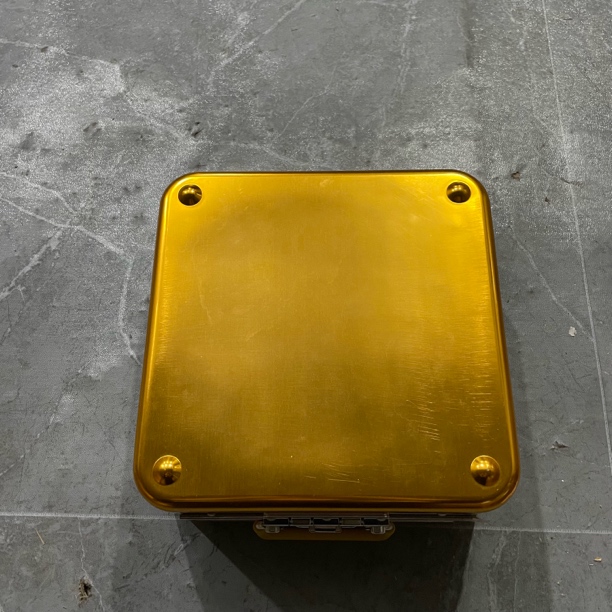 DZ金属黄色多功能工具箱