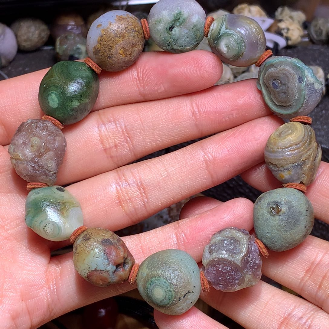 未镶嵌玛瑙/玉髓珠宝半成品