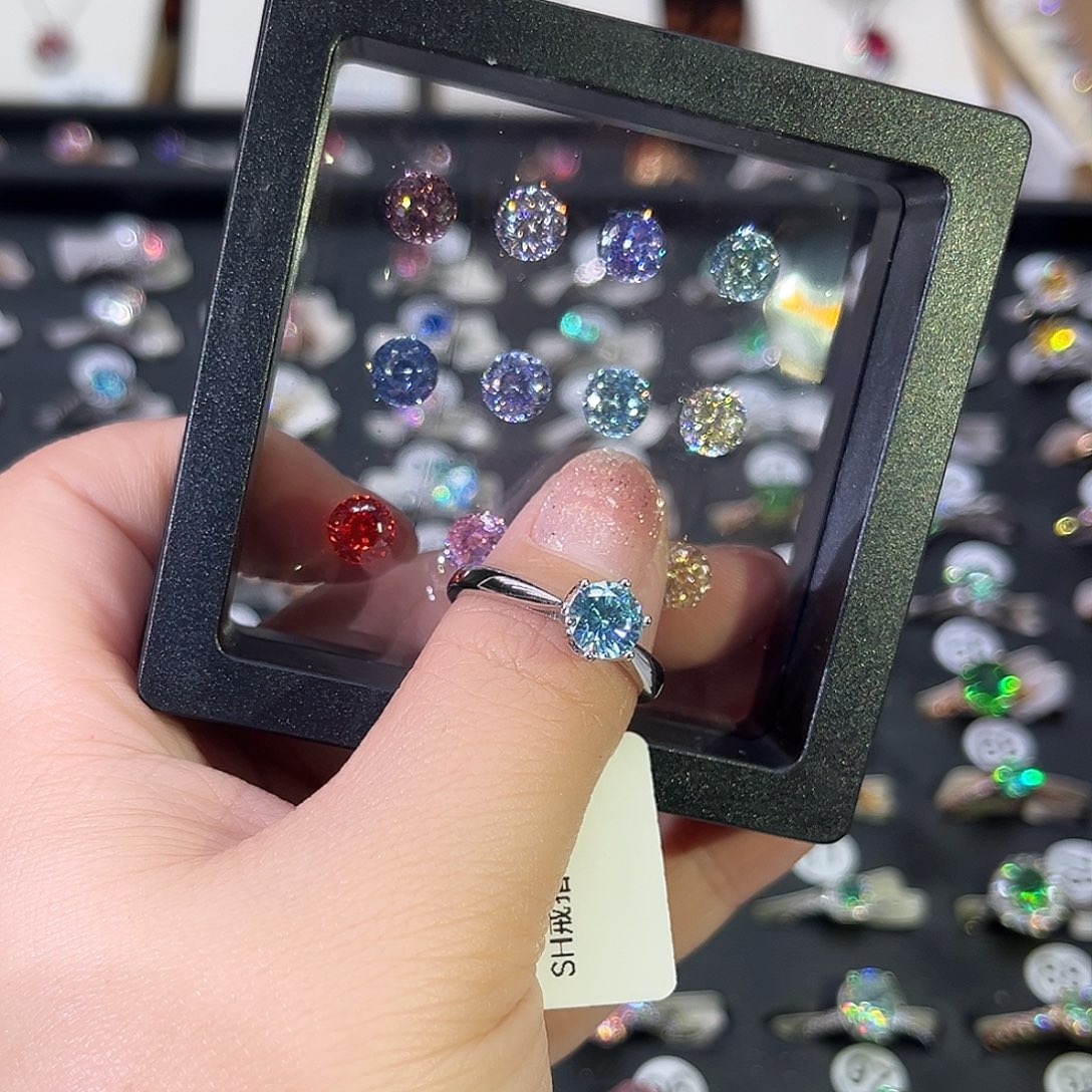 莫桑石非金属SH K白光臂花苞六爪一卡-17.5（换星空浅蓝）