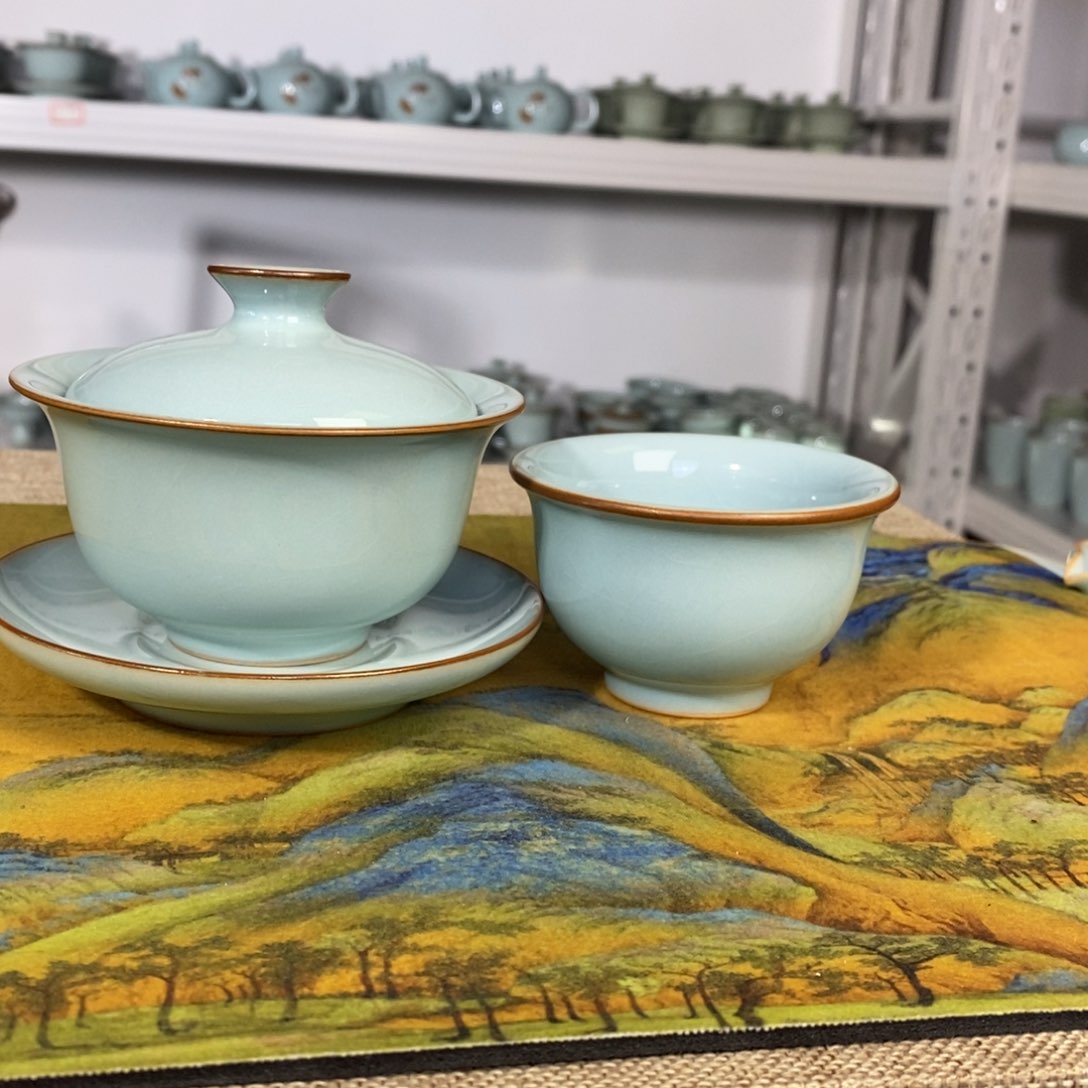 【闪购商品】天青元宝盖碗微微瑕➕压手杯。。。。