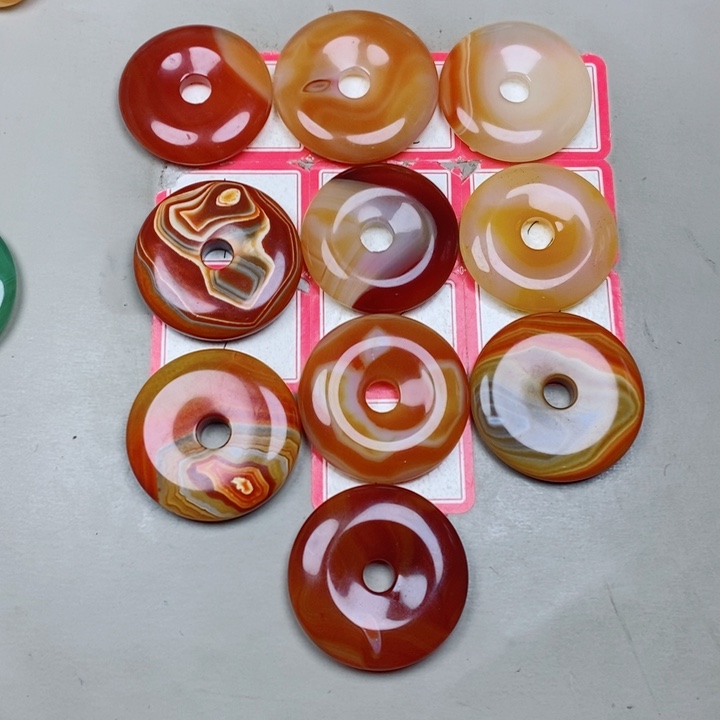 未镶嵌颈饰玛瑙/玉髓曹*