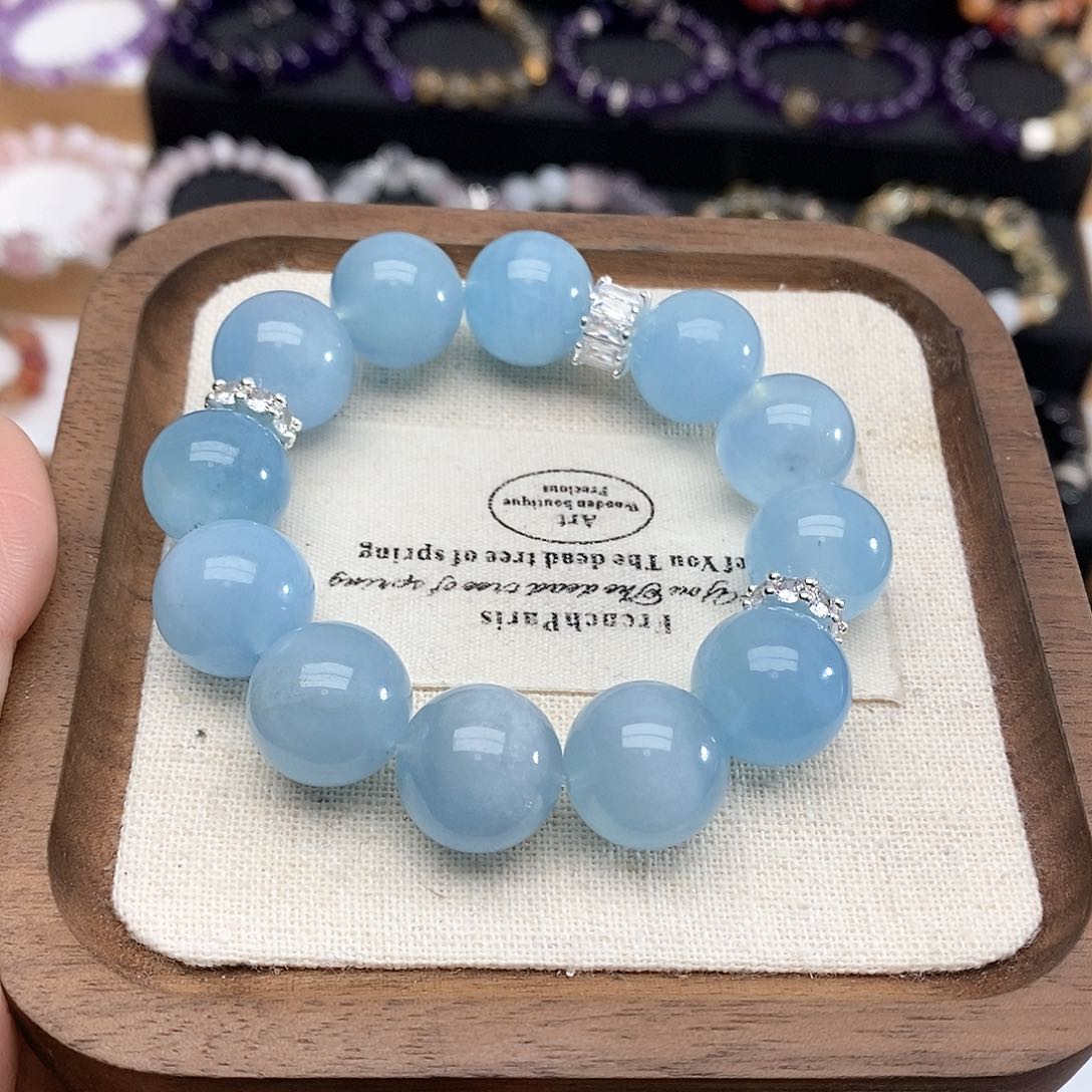 水晶手链未镶嵌一****前海蓝宝手串