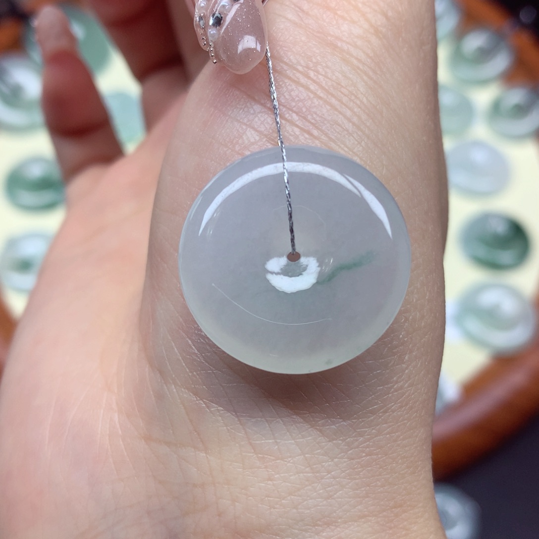 翡翠未镶嵌颈饰吊坠22.9/5.6mm