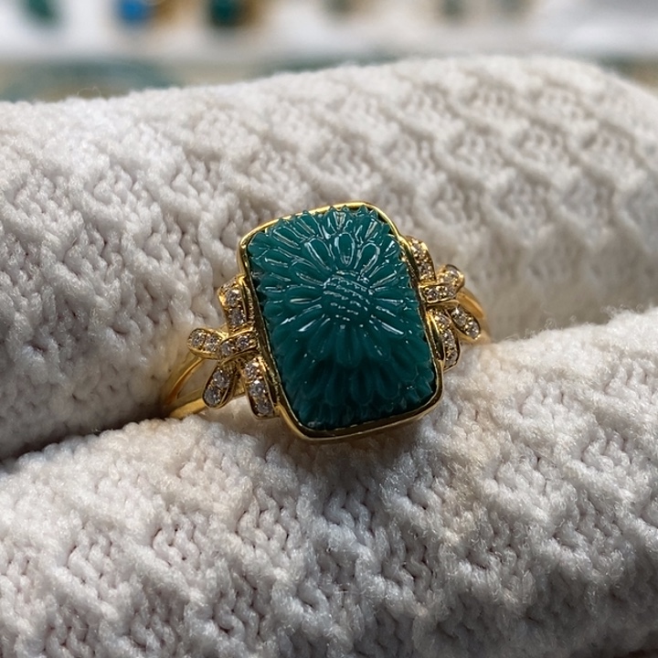 绿松石珠宝奇石18K金镶嵌A658