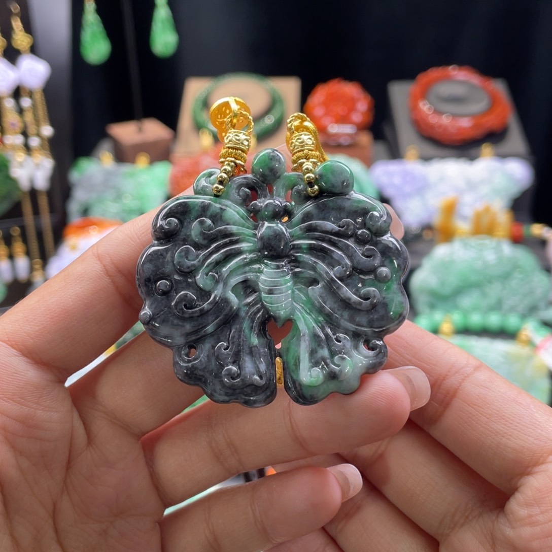 翡翠颈饰未镶嵌代编织