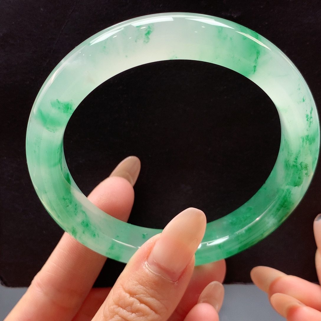 石英质玉手镯未镶嵌用****3