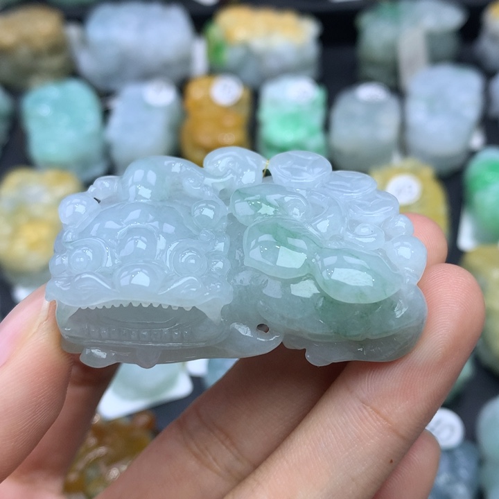 翡翠颈饰未镶嵌用****4天然缅甸翡翠