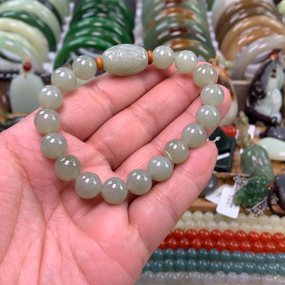 和田玉未镶嵌手链卡10