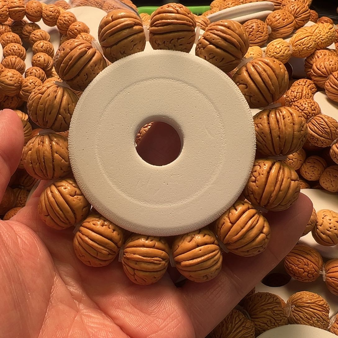 手串桃核金鱼肚手串