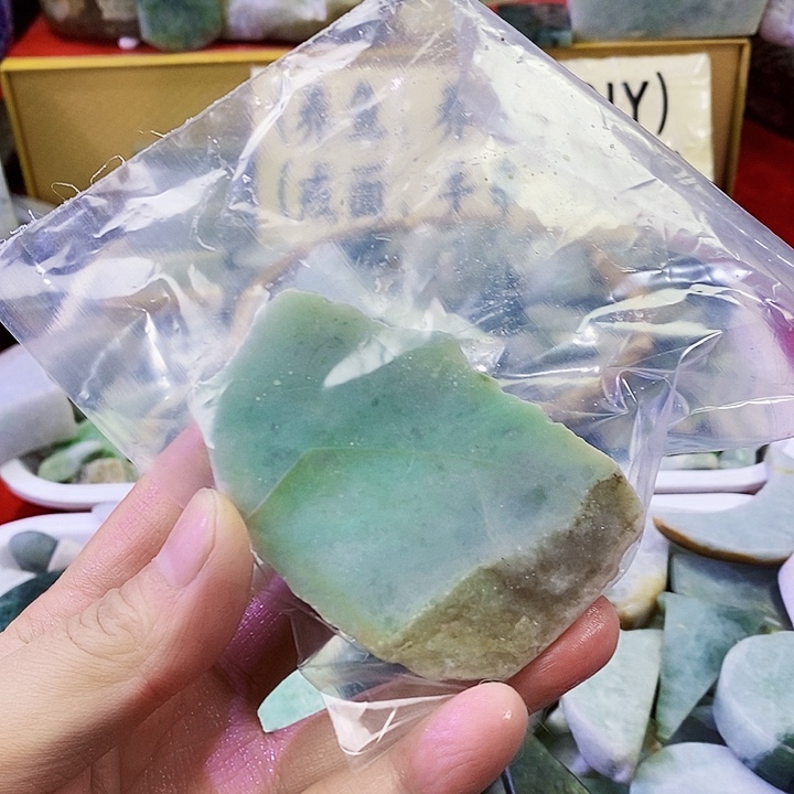 翡翠配石惊**浪翡翠边角料