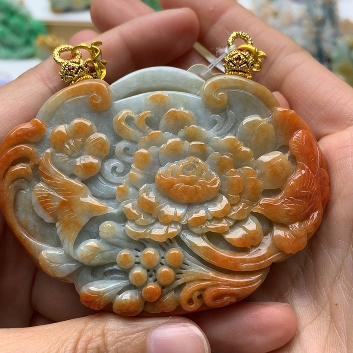 翡翠颈饰未镶嵌翡翠