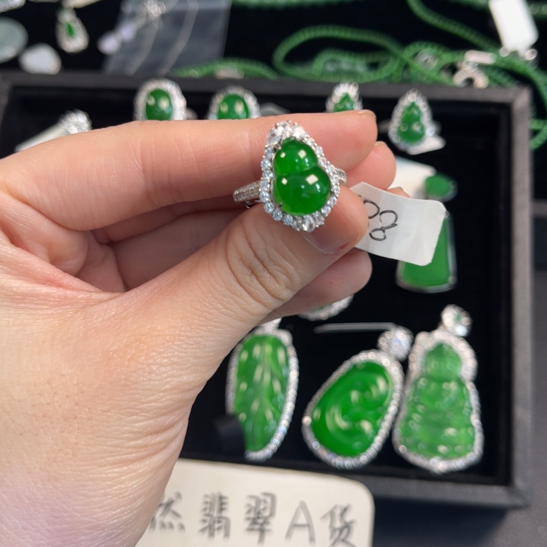 翡翠银S925镶嵌戒指葫芦戒指