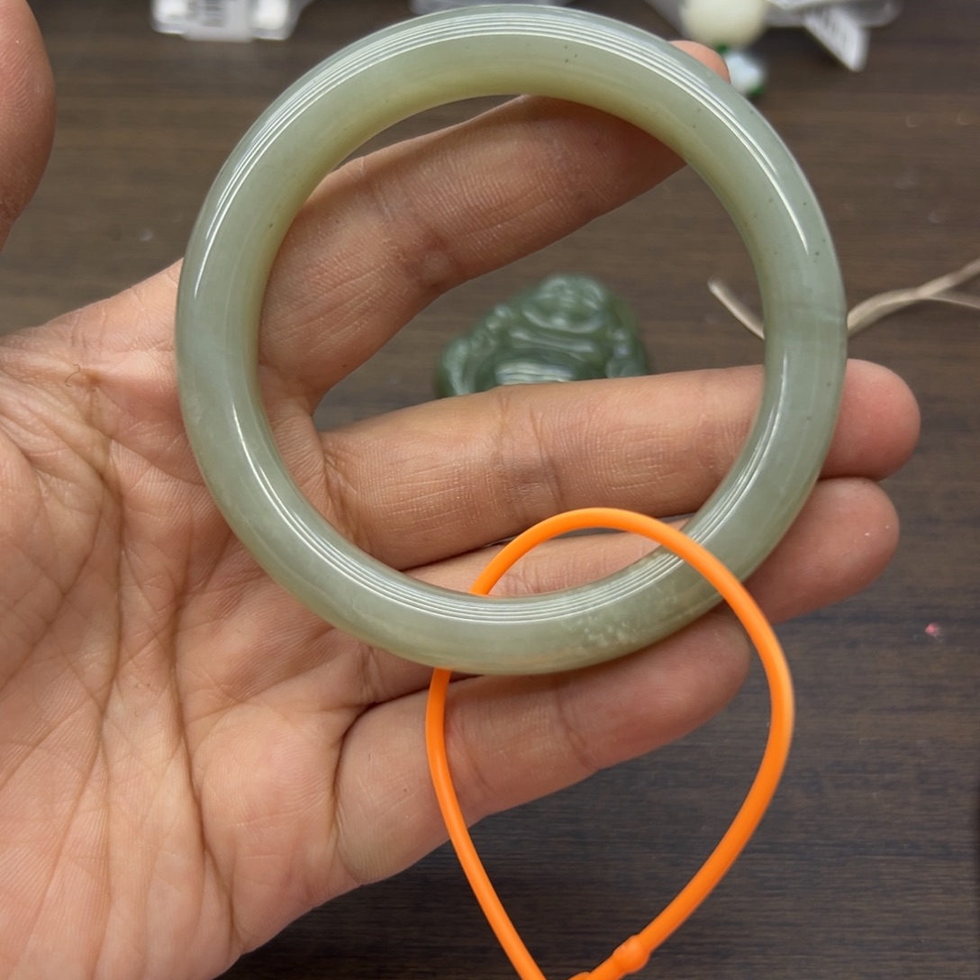 和田玉未镶嵌手镯57.7圈围155