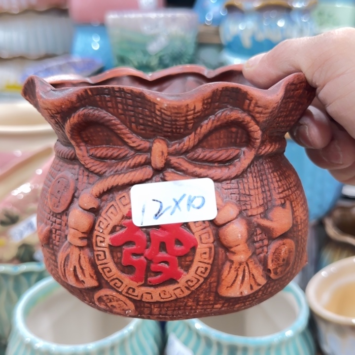 凑9块包邮，有孔，陶瓷花盆