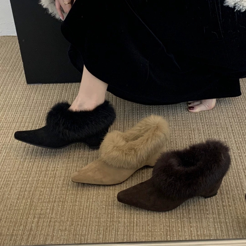 CK-9一脚蹬毛茸茸尖头内增高毛毛鞋女加绒棉鞋2025新款毛绒单鞋