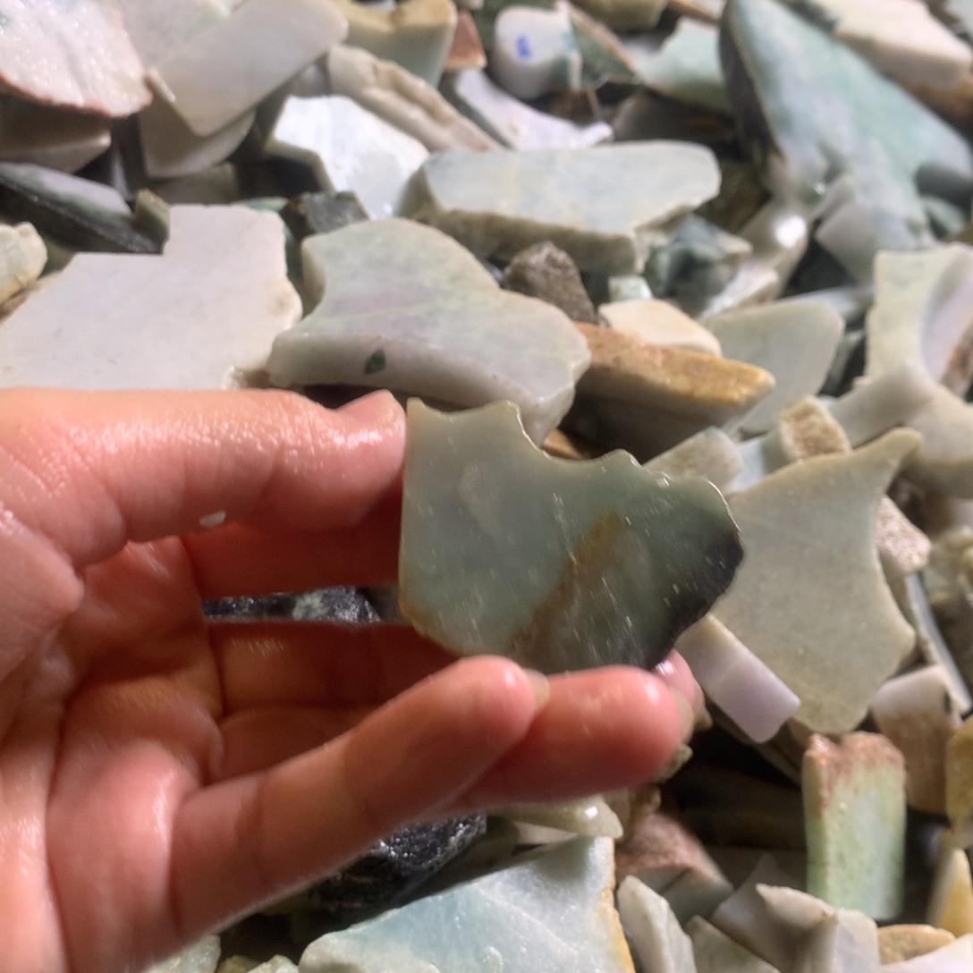 翡翠颈饰未镶嵌缅甸翡翠