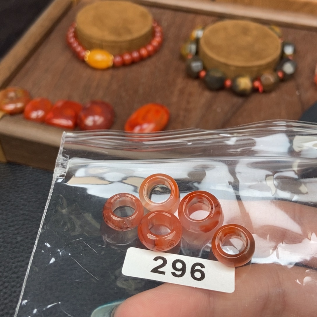 南红玛瑙未镶嵌手链卡7