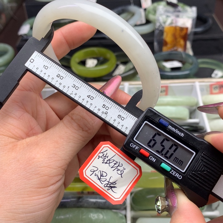 蛇纹石玉手镯未镶嵌817