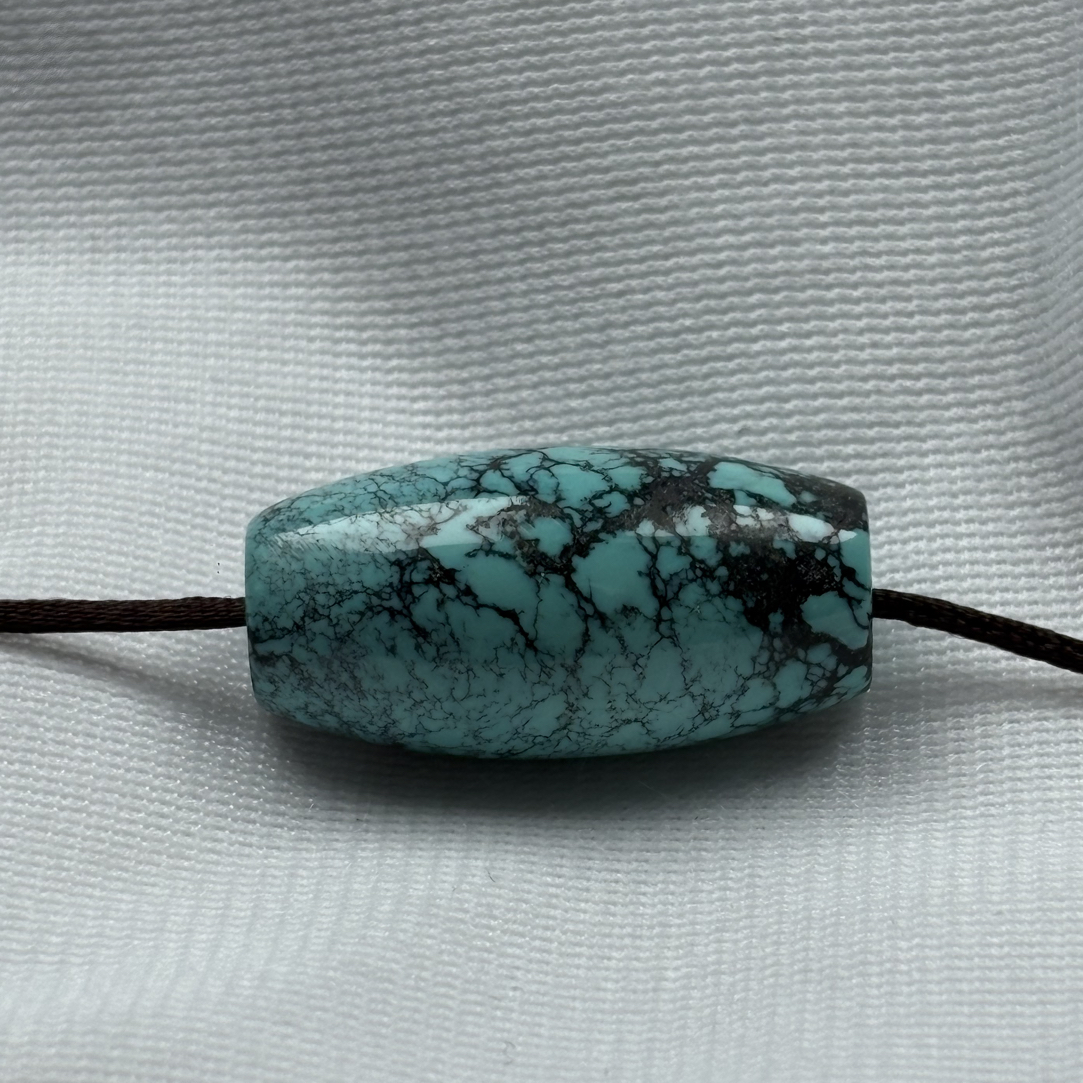 湖北原矿绿松石尺寸约15x29mm