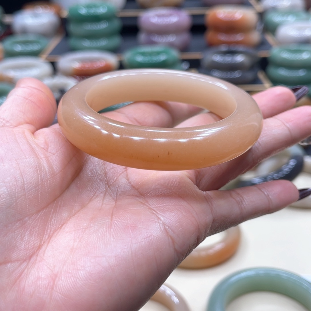 石英质玉手镯合金