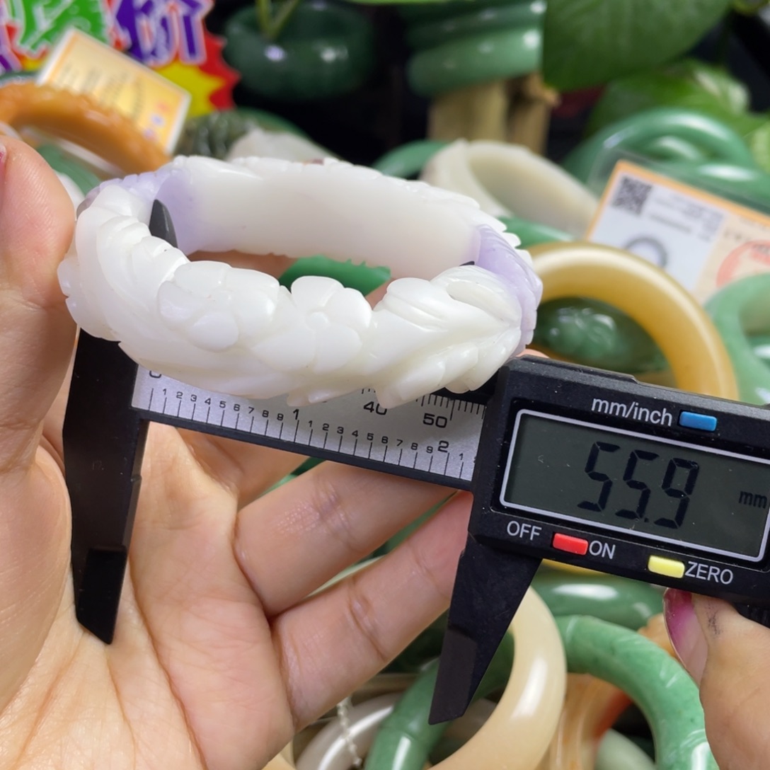 石英质玉未镶嵌手镯