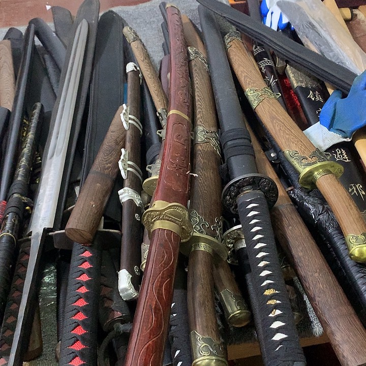 未开刃工艺品摆件