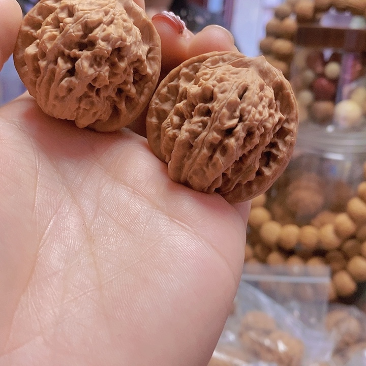 【闪购商品】文玩核桃把件40四座楼