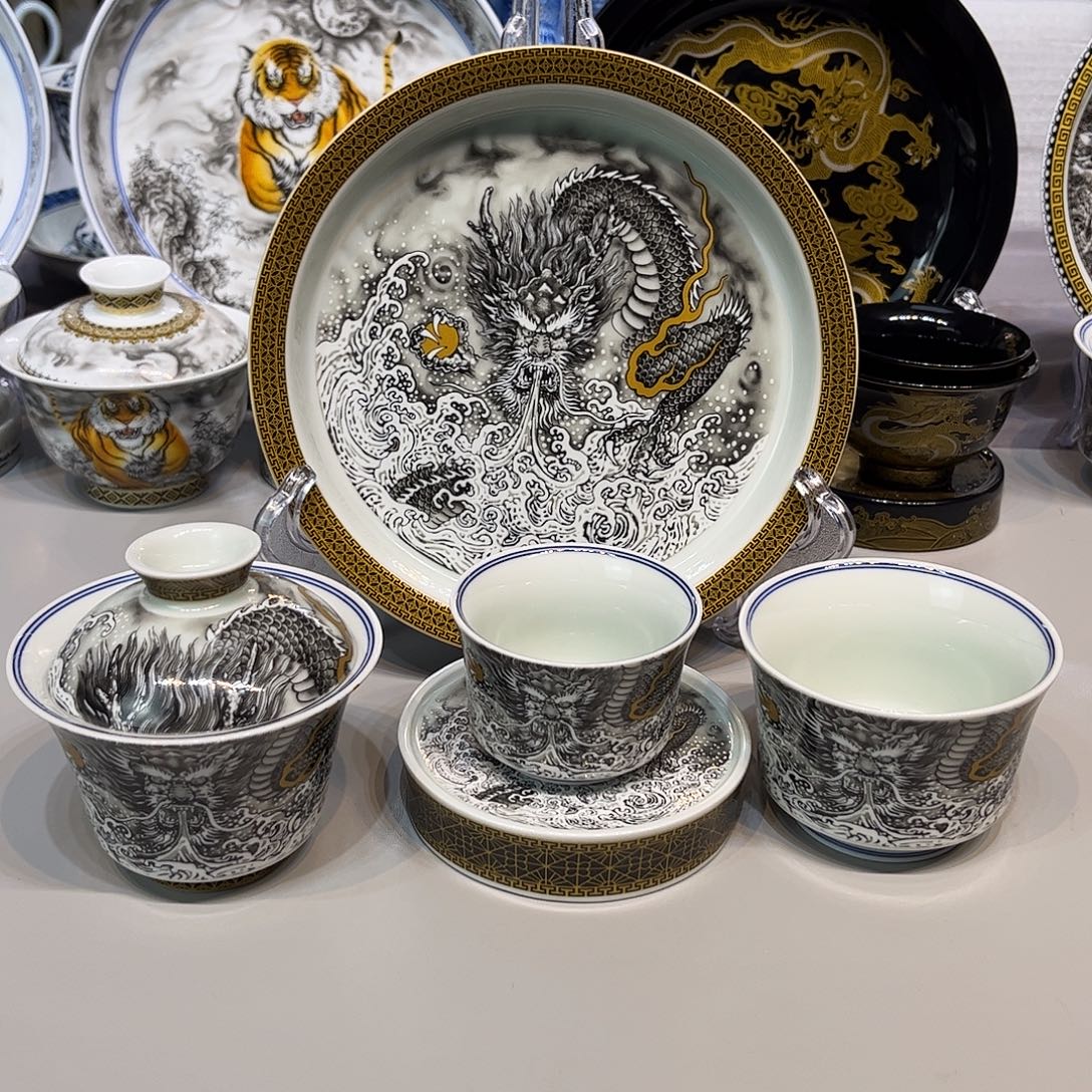 景德镇陶瓷艺术品