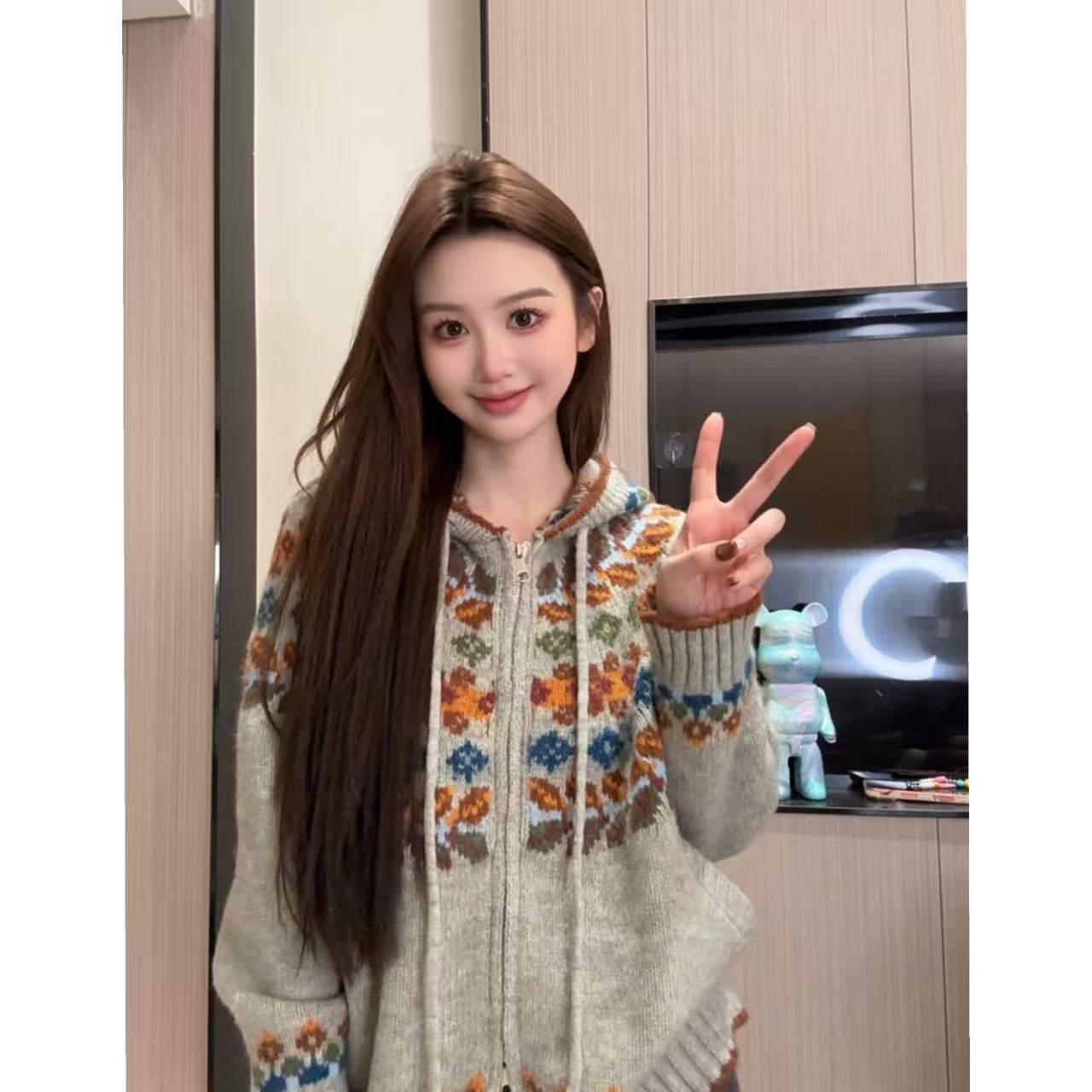 【运补8米】费尔岛复古提花连帽毛衣女秋冬宽松慵懒保暖针织开衫