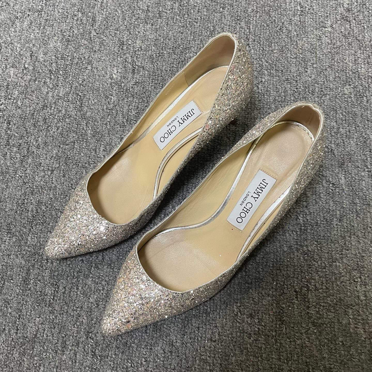 95新 JIMMY CHOO/吉米周 ROMY 60 闪粉尖头细跟高跟鞋 38码/13433