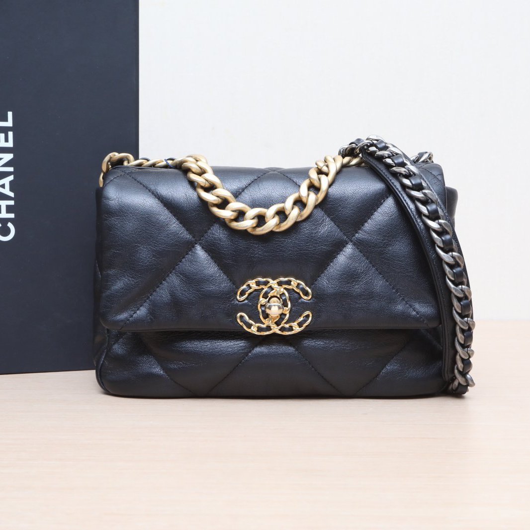 95新 Chanel/香奈儿 19BAG 小号 26cm 斜挎包 30开 P254108235