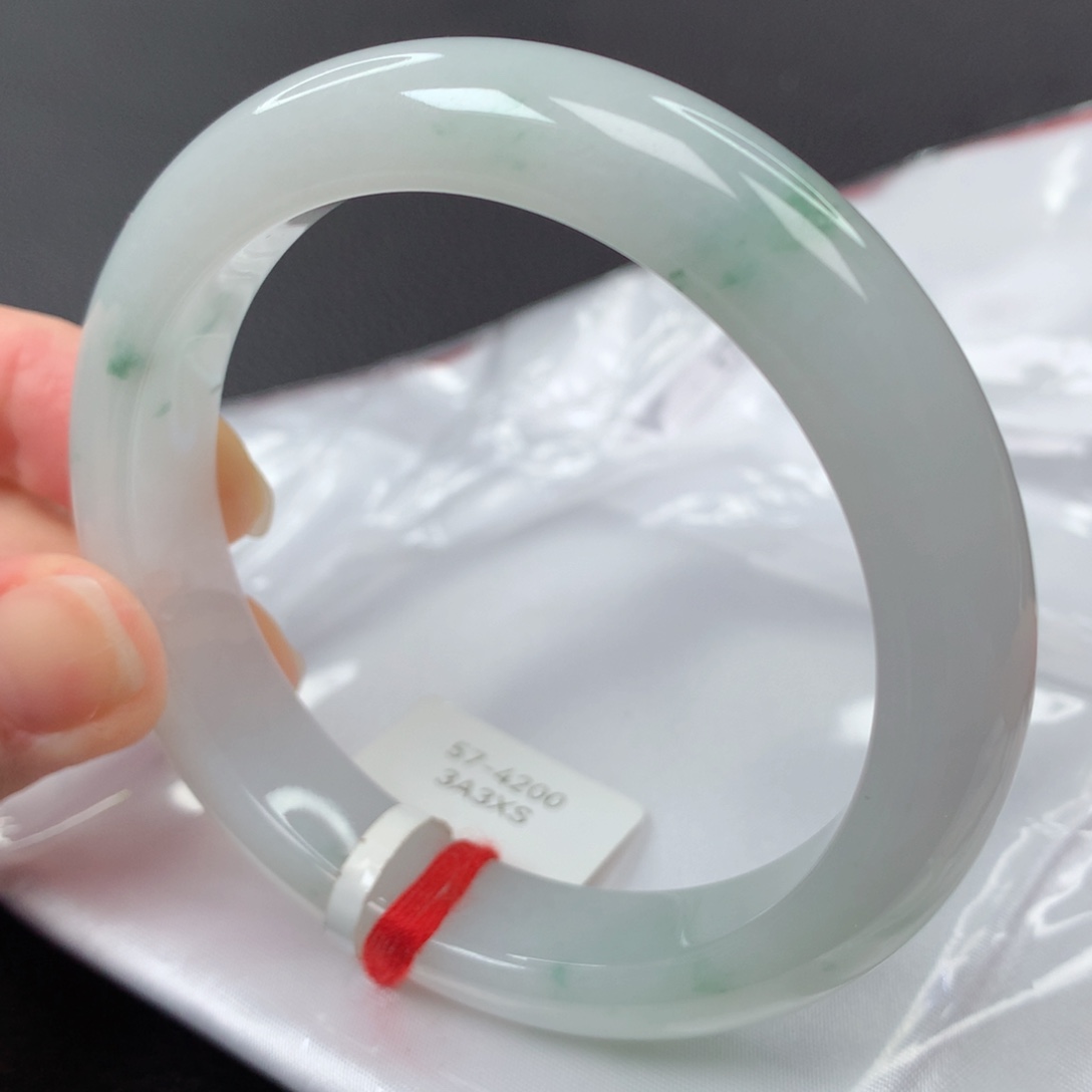 【闪购商品】翡翠手镯未镶嵌34号正圈