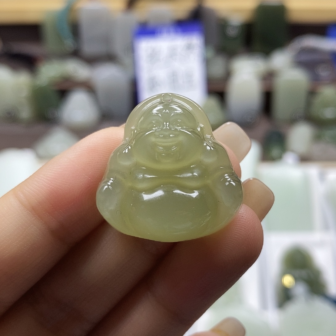 和田玉未镶嵌颈饰佛公25mm