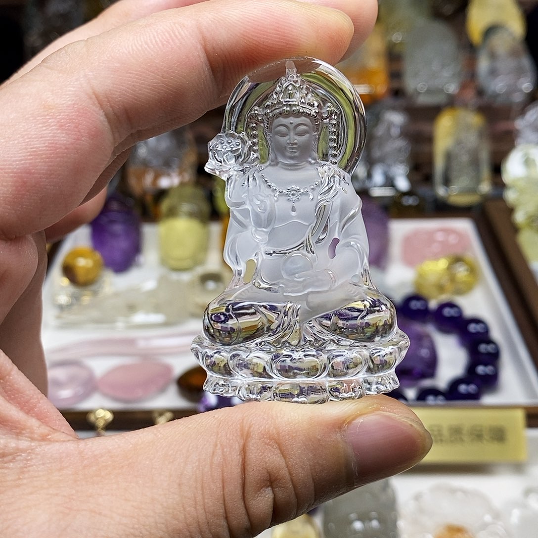 未镶嵌颈饰水晶一****好天然水晶吊坠