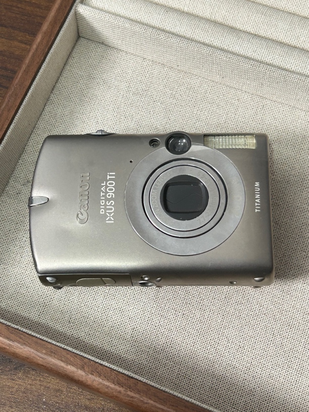 9新 Canon/佳能 ixus900 银色 轻微老化 复古ccd数码相机