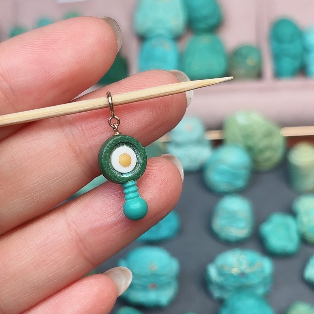 绿松石配饰未镶嵌