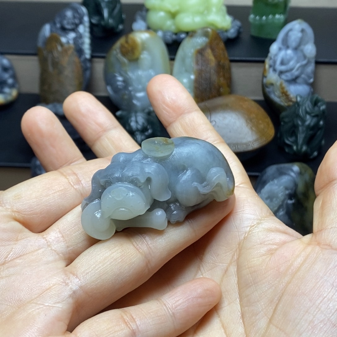 颈饰未镶嵌和田玉社****人