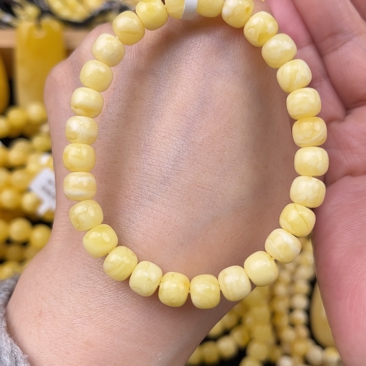 琥珀未镶嵌颈饰琥珀 