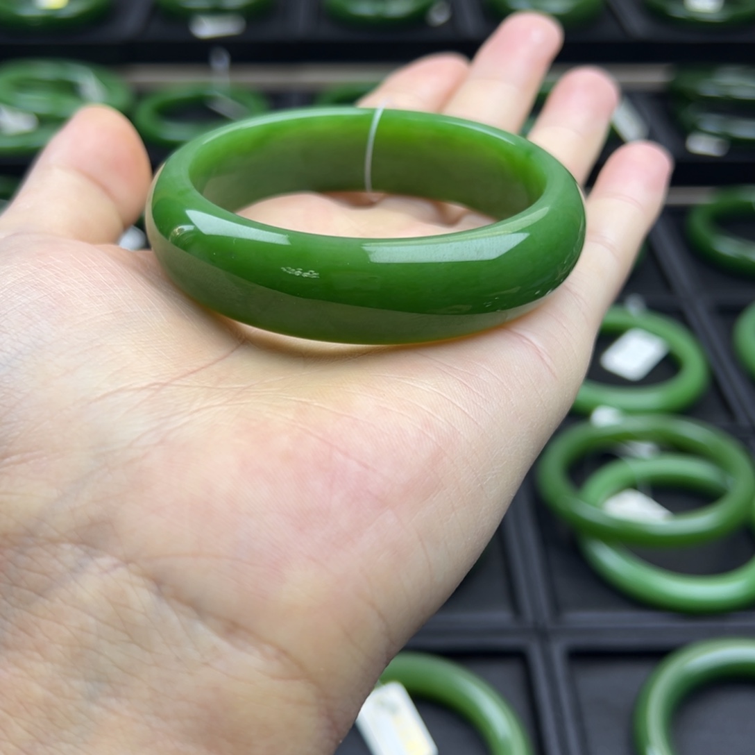 和田玉（碧玉）未镶嵌手镯57.58