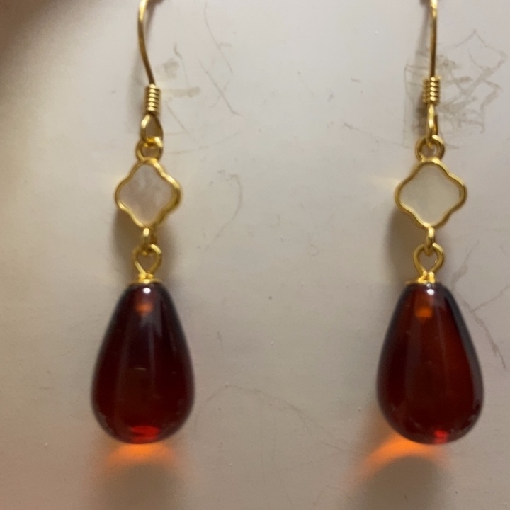 血珀耳饰银S925镶嵌琥珀