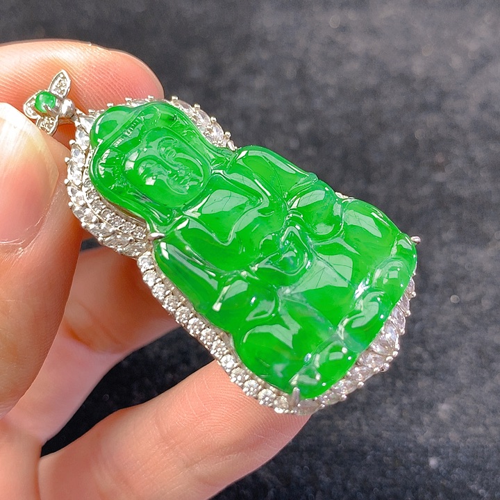 【闪购商品】翡翠颈饰银S925镶嵌翡翠