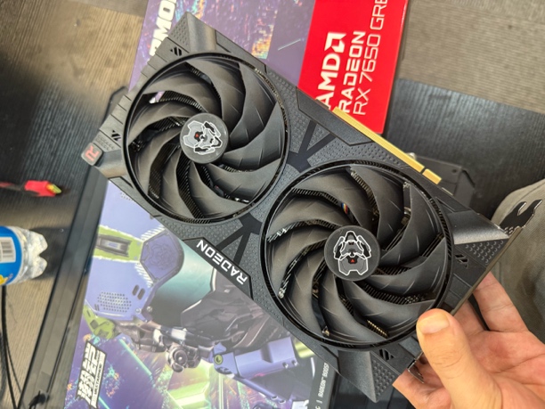 准新品  7650GRE 瀚凯 8G二手显卡
