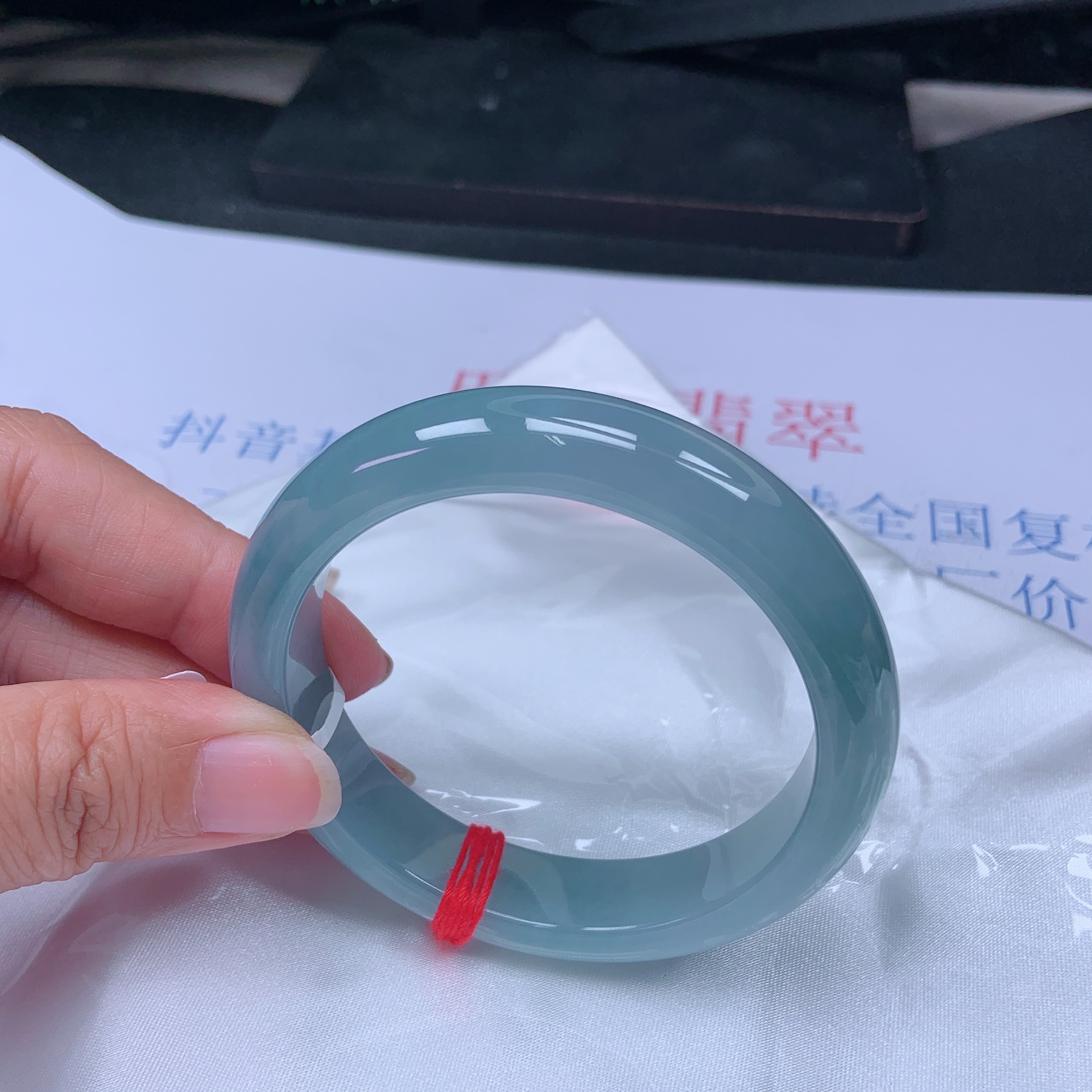 缅甸天然A货翡翠55圈冰蓝手镯