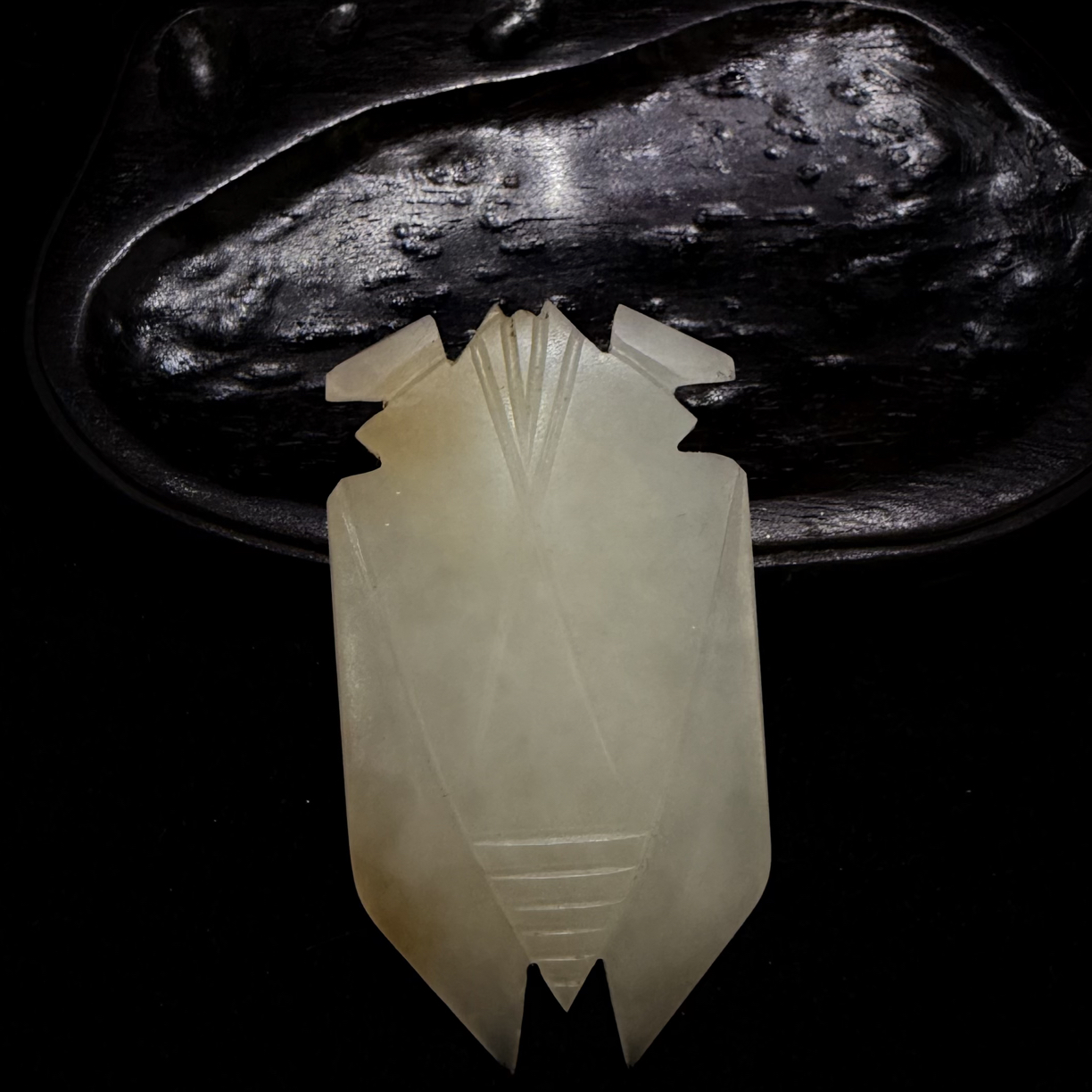 手工雕八刀蝉挂件品相精美玉蝉