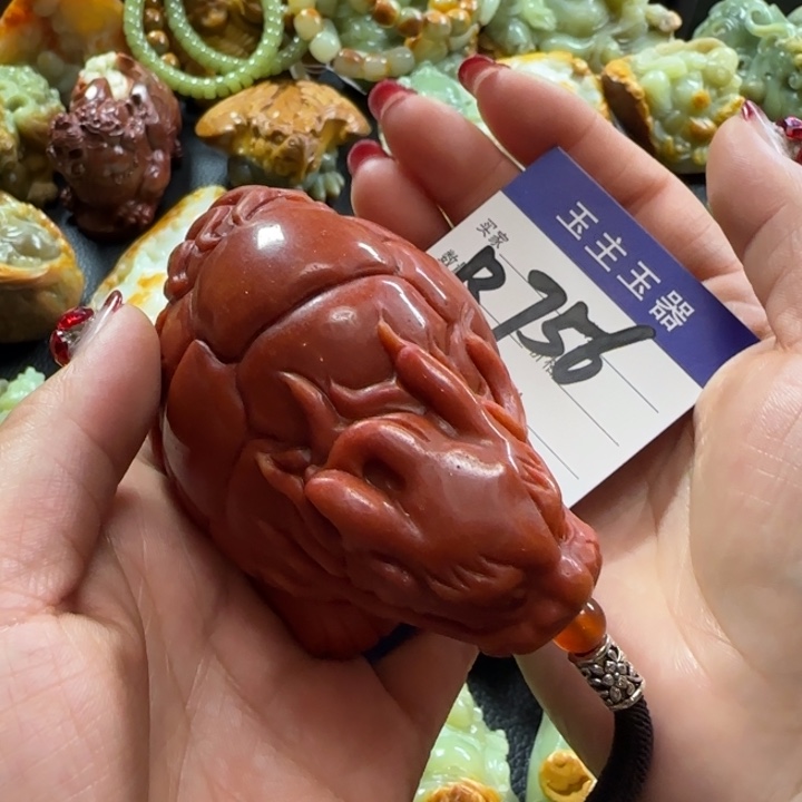 透闪石质玉手把未镶嵌