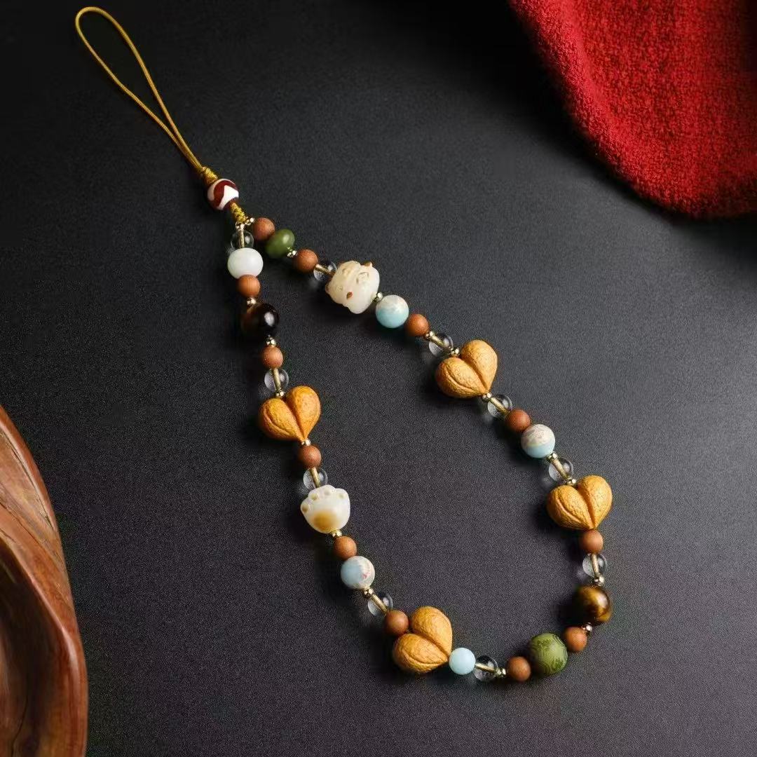 扶摇臻选|牙牙玛瑙檀木心形挂饰0011