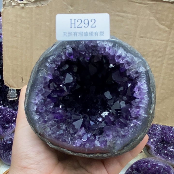 紫晶大型摆件（非配饰）未镶嵌